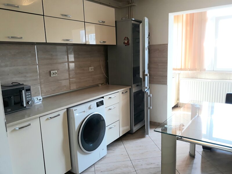 Pantelimon, Cimitirul Armenesc, Lidl, adiacent Centrala Termica